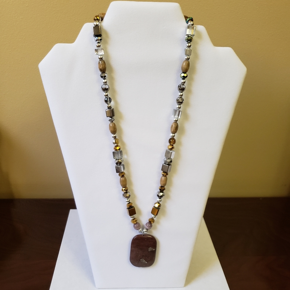 Semi Precious Stones necklace, women's jewelry - Picture 4 of 5